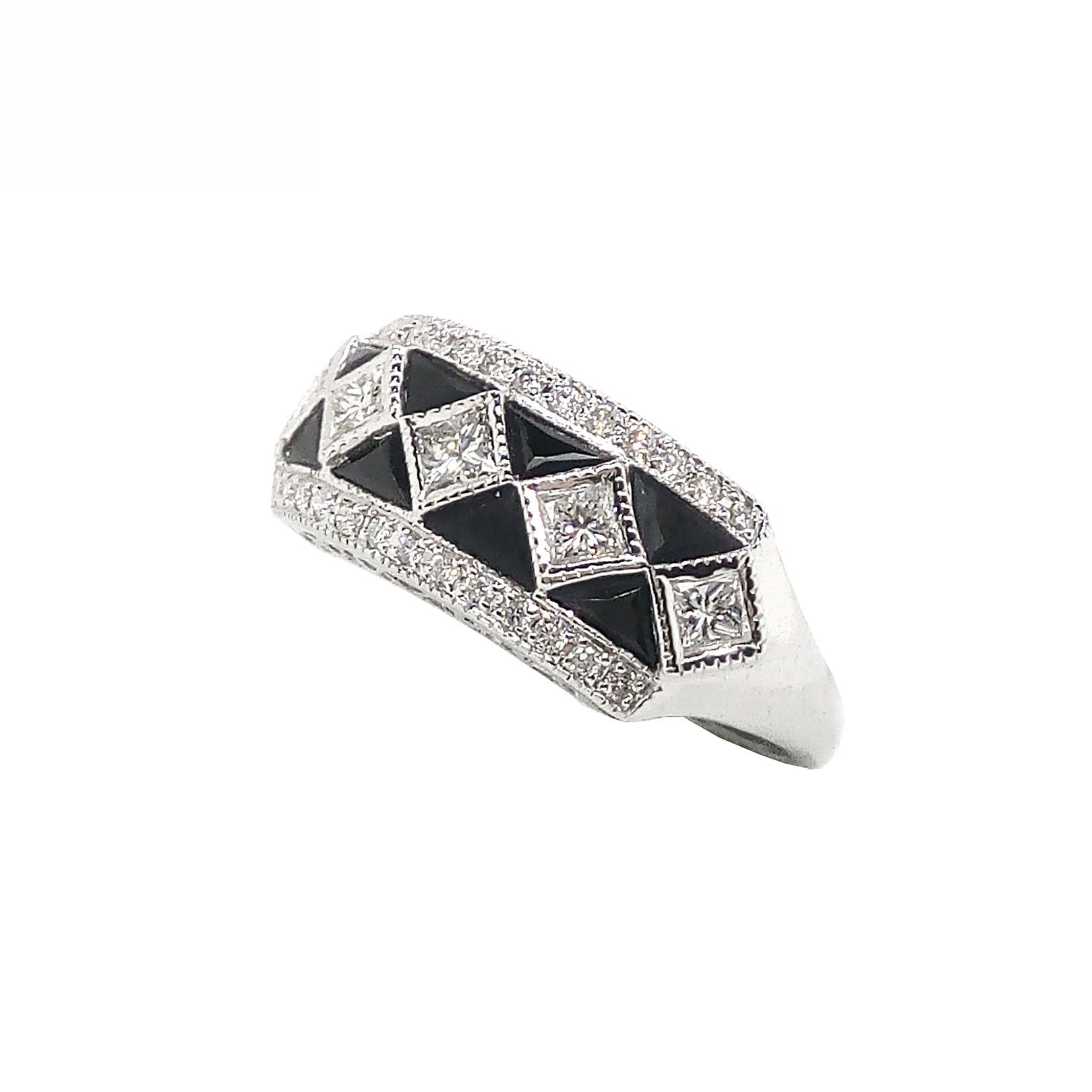 18K White Gold Natural Onyx and Diamond Ring