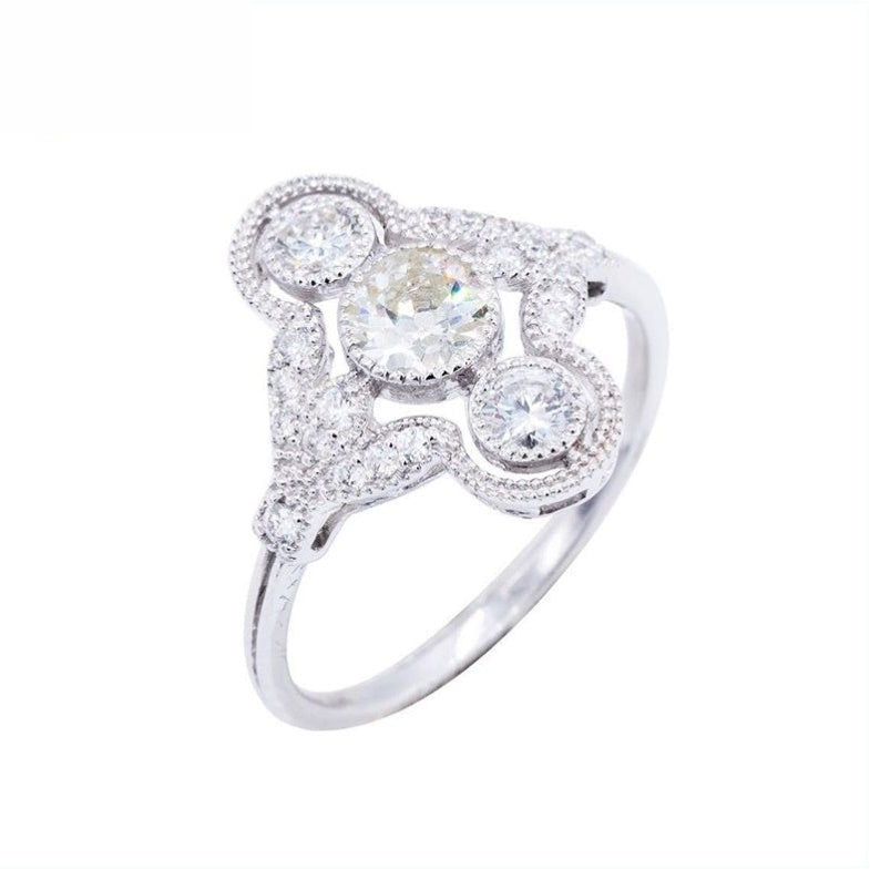 18K White Gold Diamond Ring